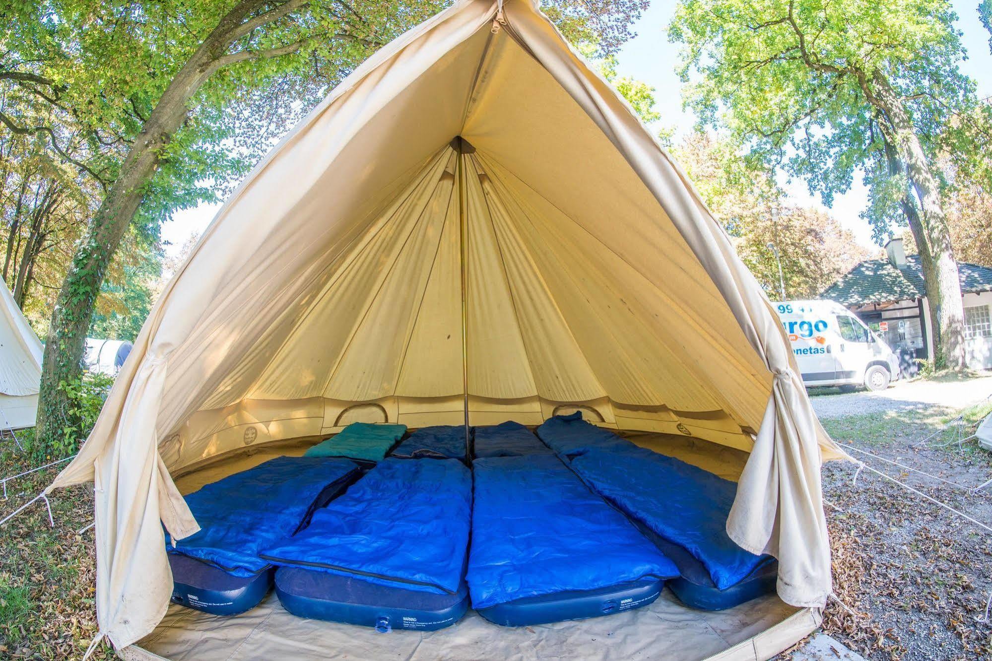 Zarautz Beachside Surf Camp ภายนอก รูปภาพ